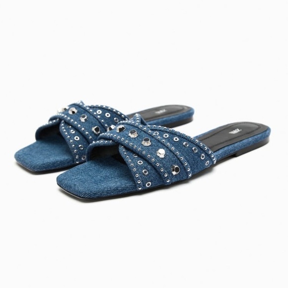 NWT. Zara Denim Blue Flat Slider Sandals with Studs. Size 10. - Picture 2 of 8